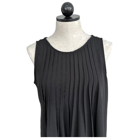 Nanette Lepore Sleeveless Chiffon Dress Swing Silhouette Pleated Pin Tuck Size 6 - Picture 4 of 13